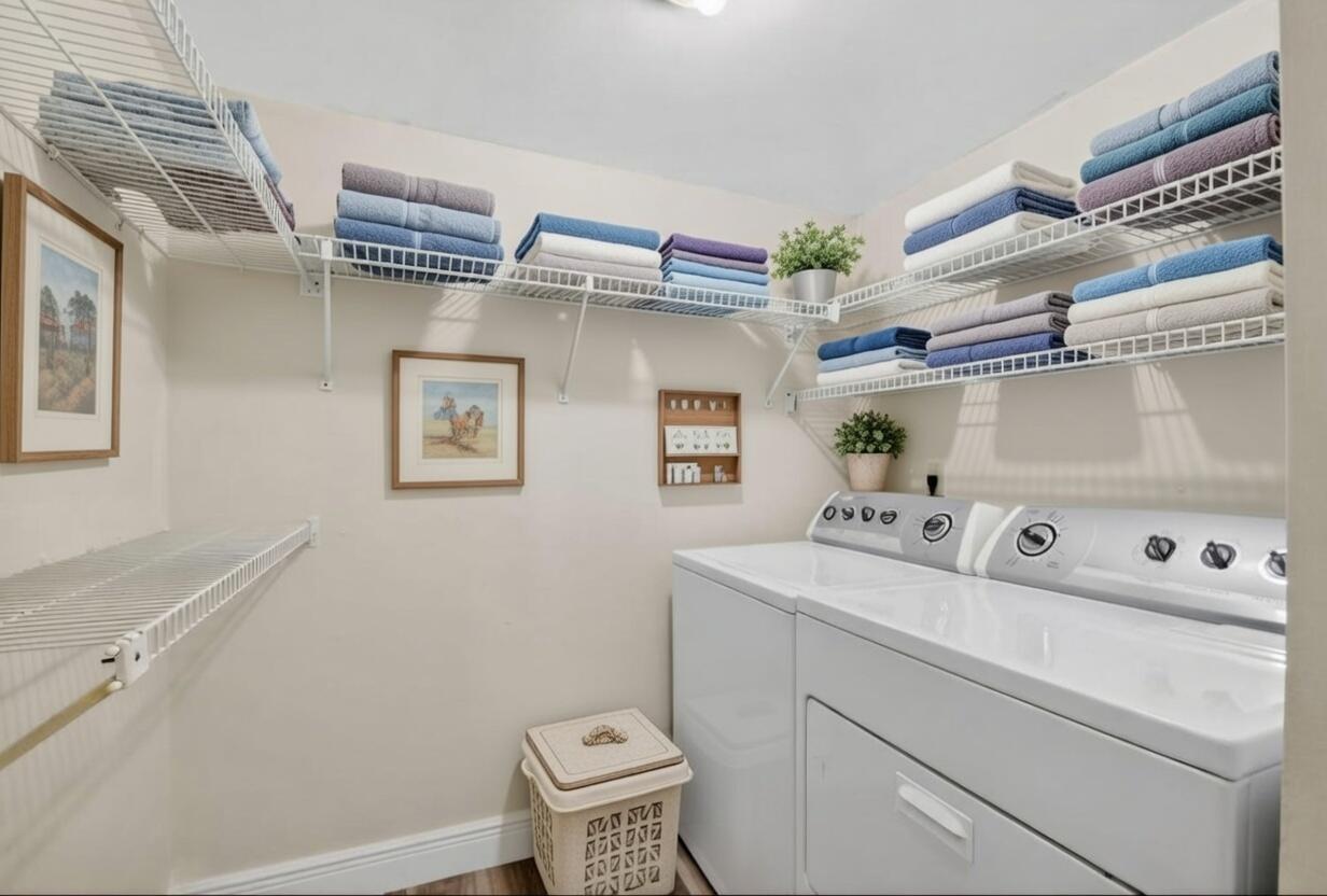 PALM CLUB VILLAGE I CONDO - Residential Lease