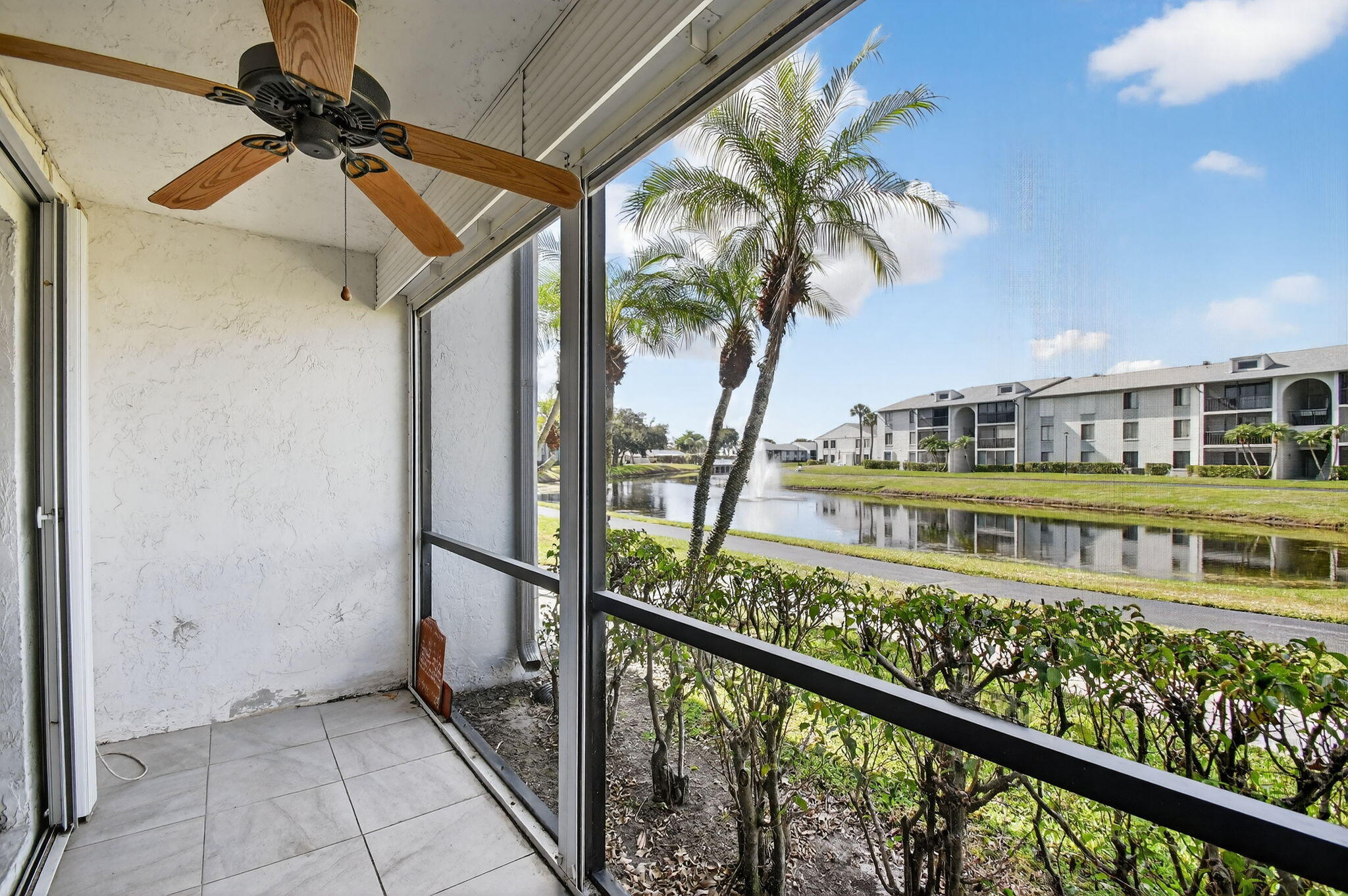 PALM CLUB VILLAGE I CONDO - Residential Lease