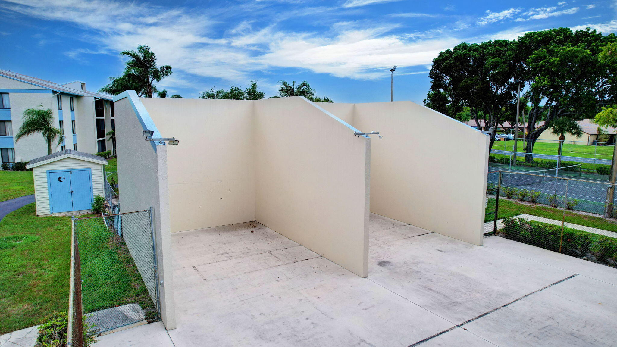 PALM CLUB VILLAGE I CONDO - Residential Lease