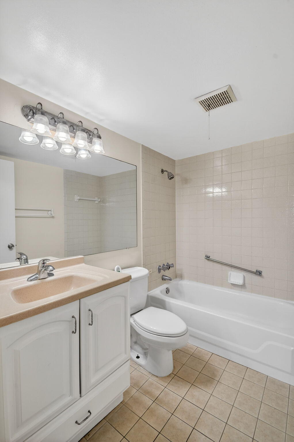 PALM CLUB VILLAGE I CONDO - Residential Lease