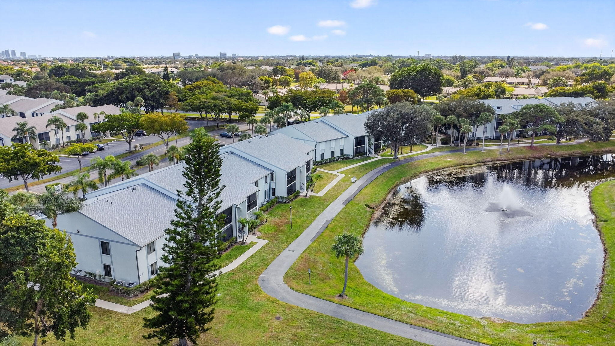 PALM CLUB VILLAGE I CONDO - Residential Lease