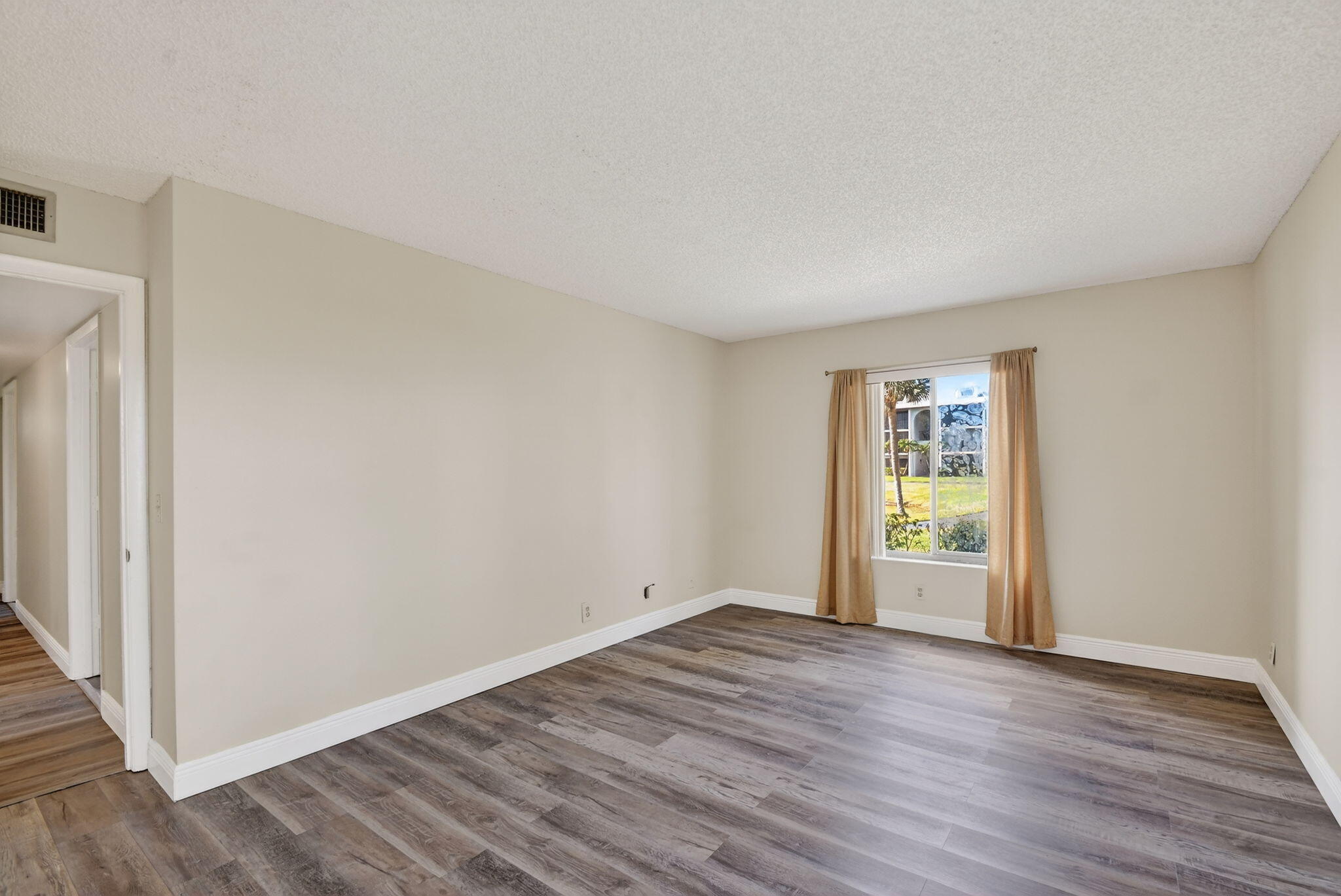 PALM CLUB VILLAGE I CONDO - Residential Lease