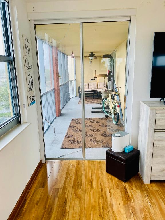 JADE WINDS - Residential