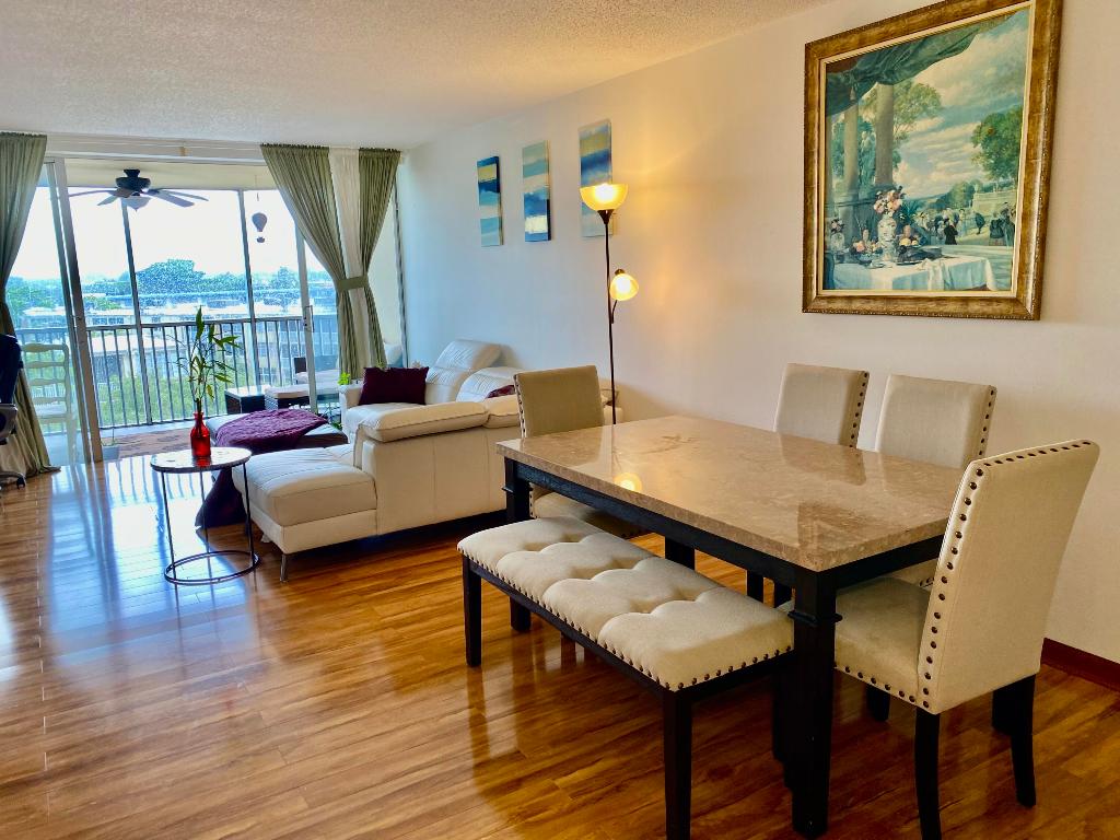 JADE WINDS - Residential