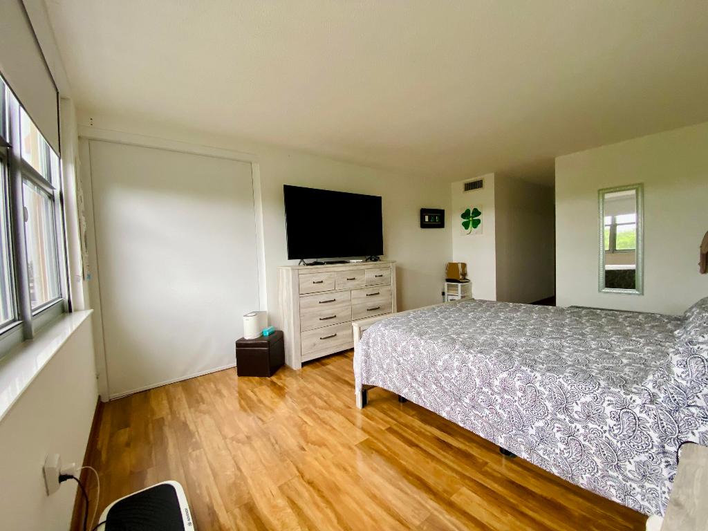 JADE WINDS - Residential