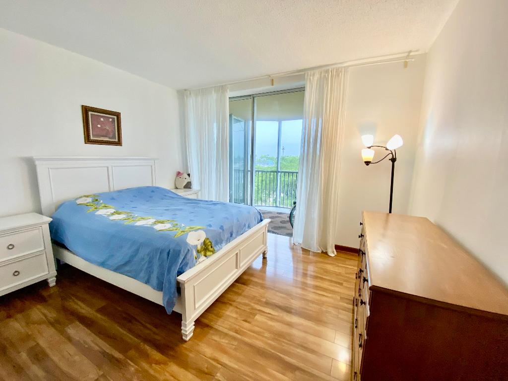 JADE WINDS - Residential