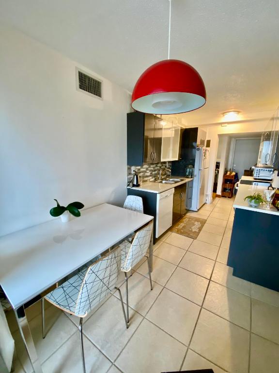 JADE WINDS - Residential