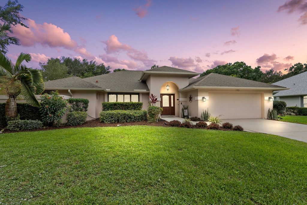 Photo of 2167 SW Danforth Cir, Palm City, FL 34990 (MLS # F10513349)