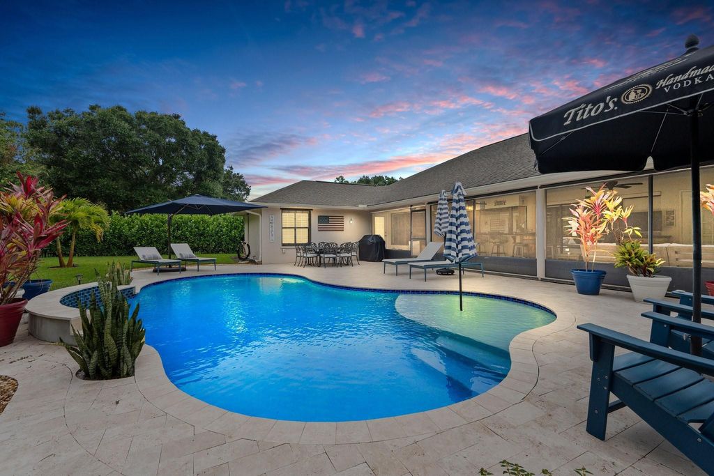 Photo of 2167 SW Danforth Cir, Palm City, FL 34990 (MLS # F10513349)