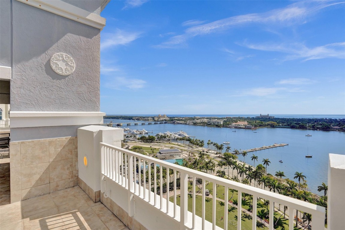 Strand Condo - Residential Lease