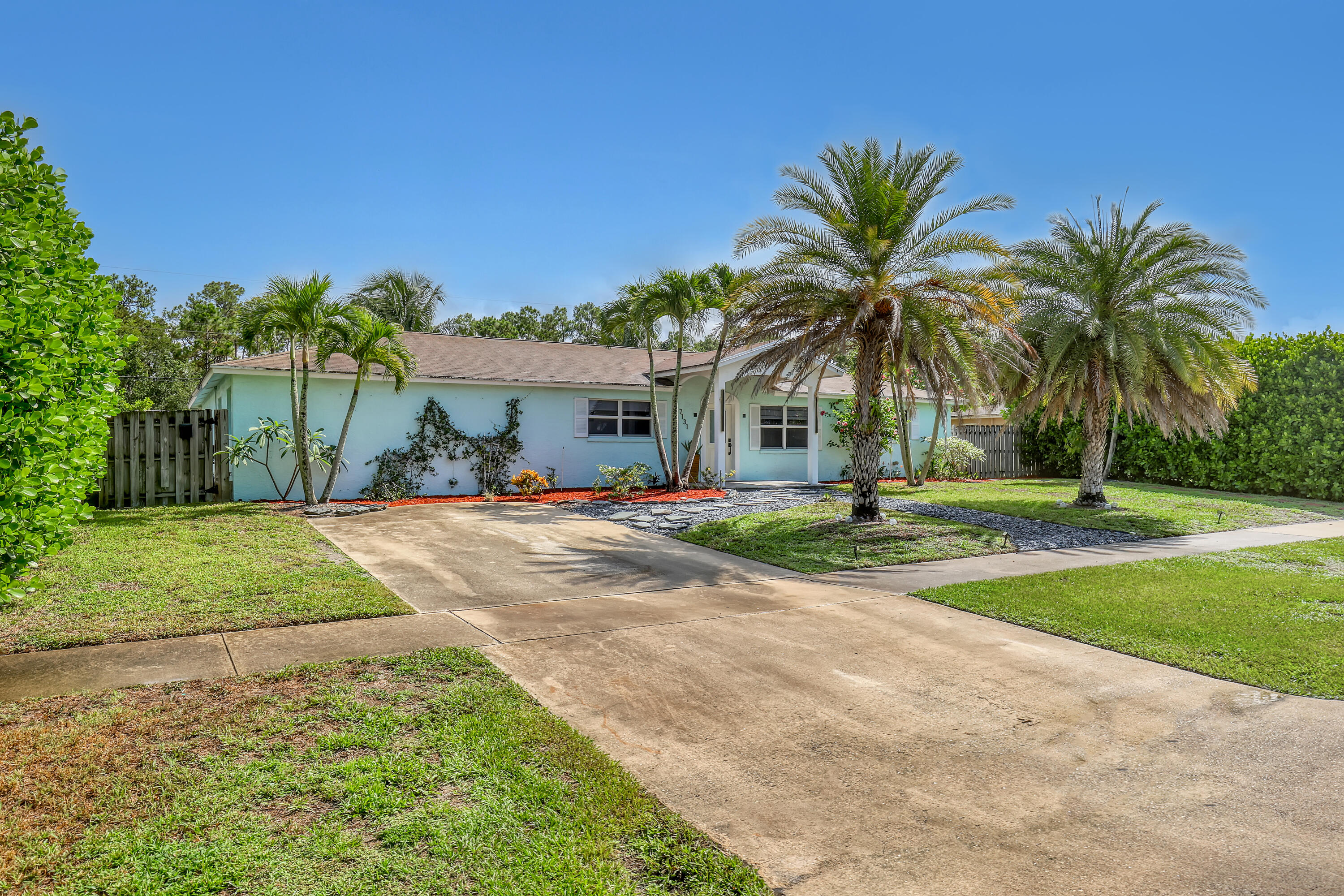 7131 Oakmont Drive