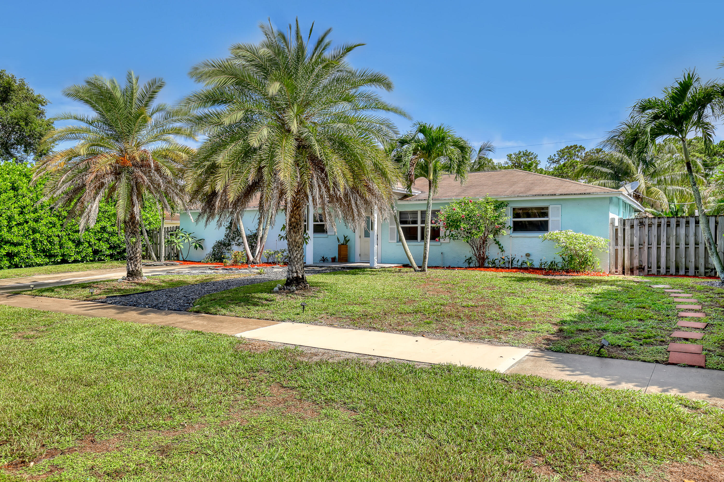 7131 Oakmont Drive