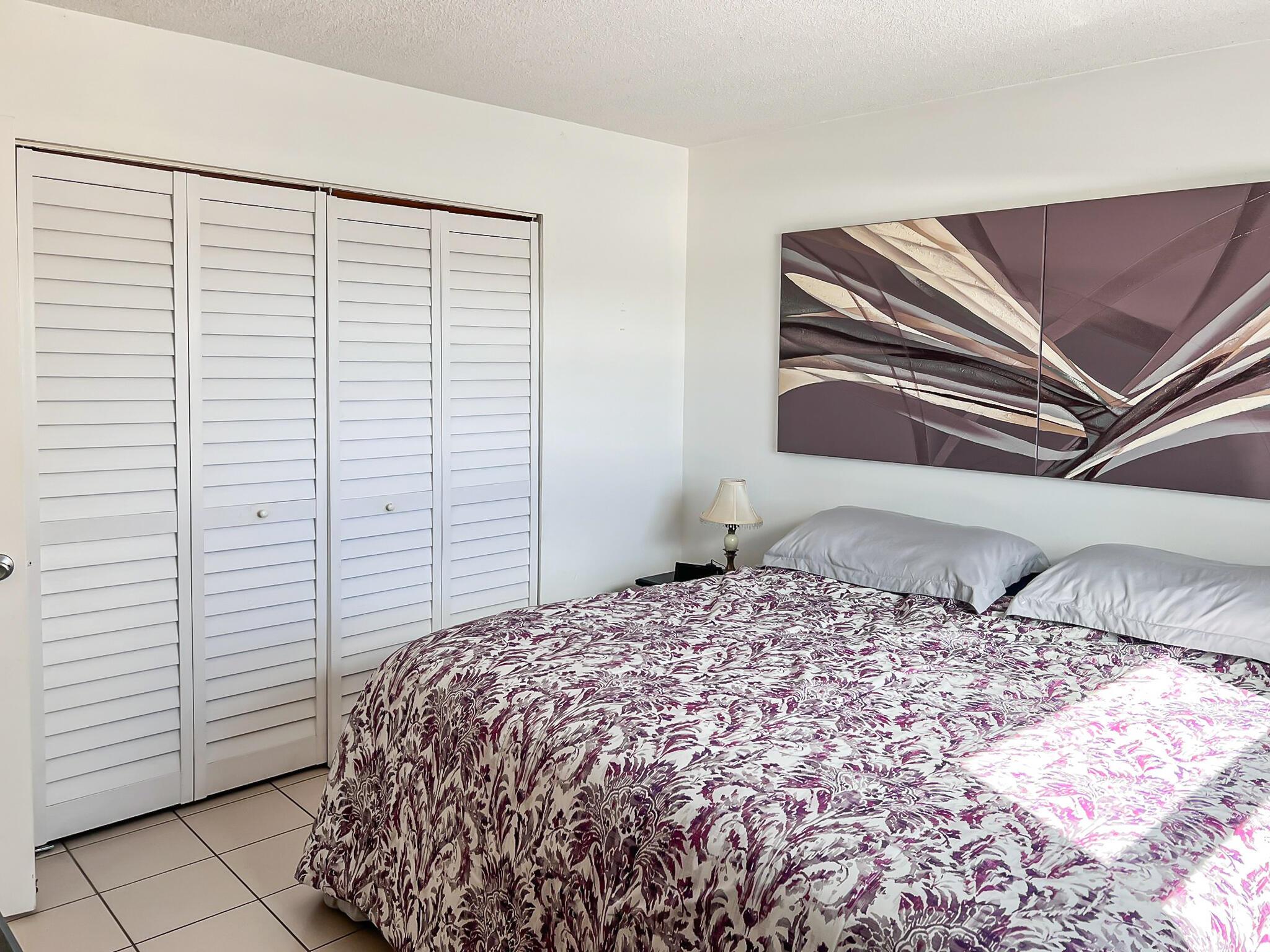 WARRENTON HOUSE CONDO - Residential