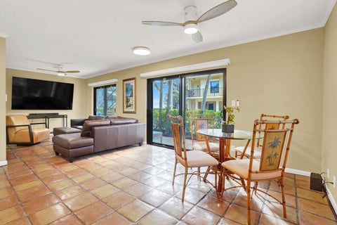 Featured picture for the property R11146610