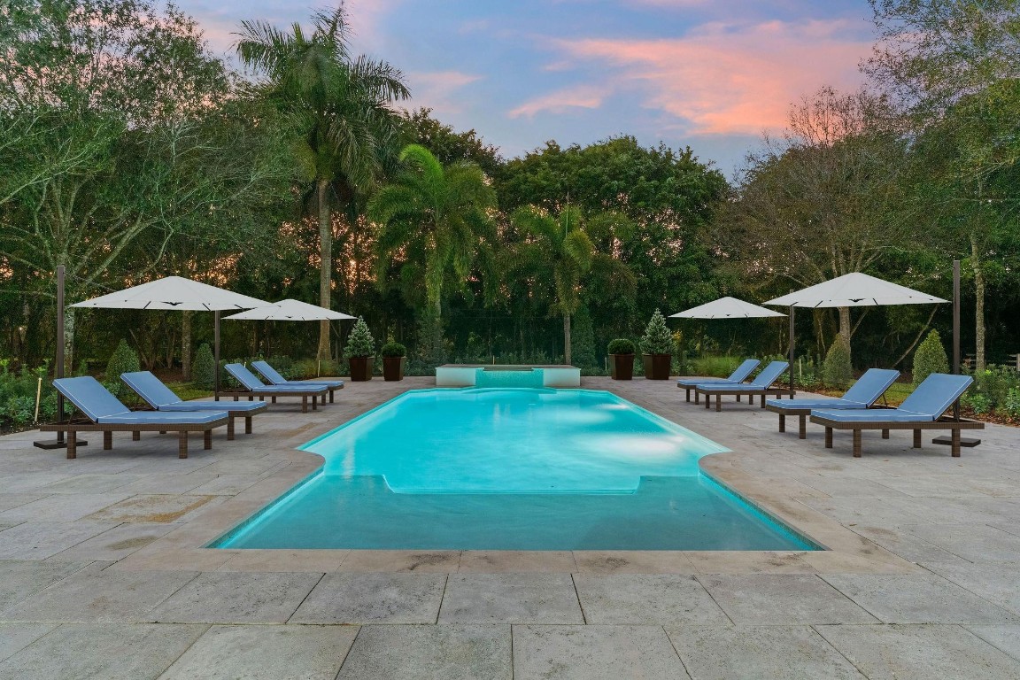 SUNSHINE RANCHES - Residential