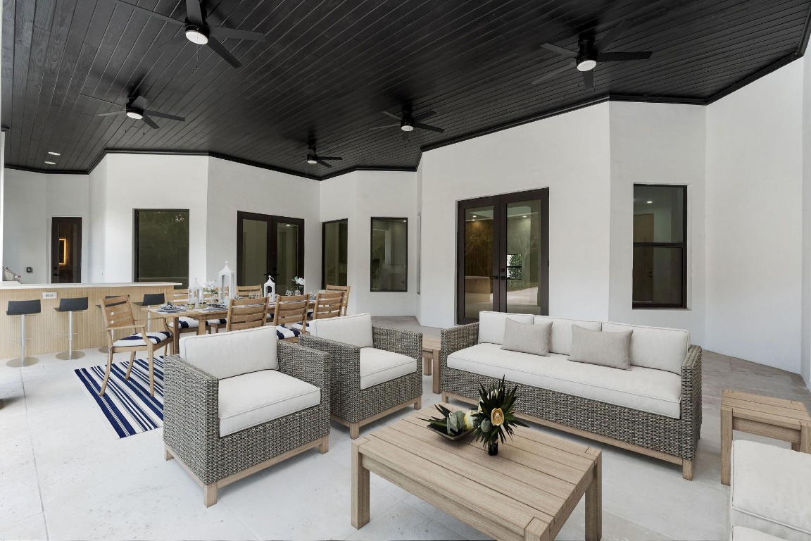 SUNSHINE RANCHES - Residential