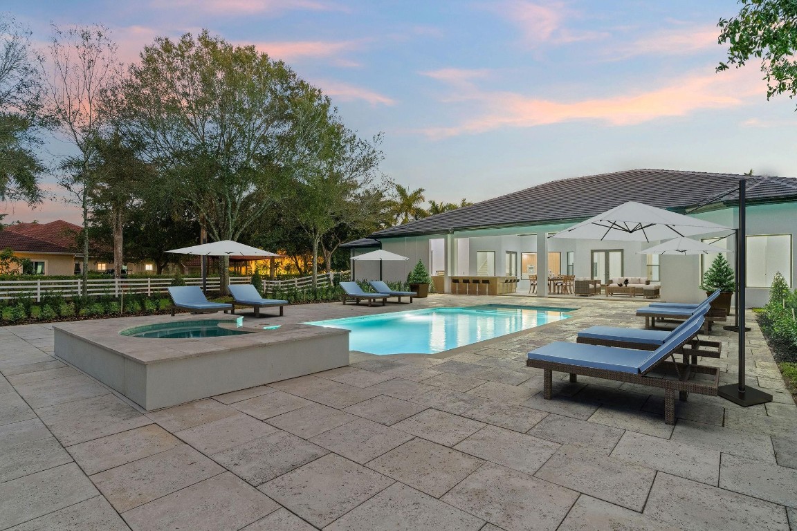 SUNSHINE RANCHES - Residential