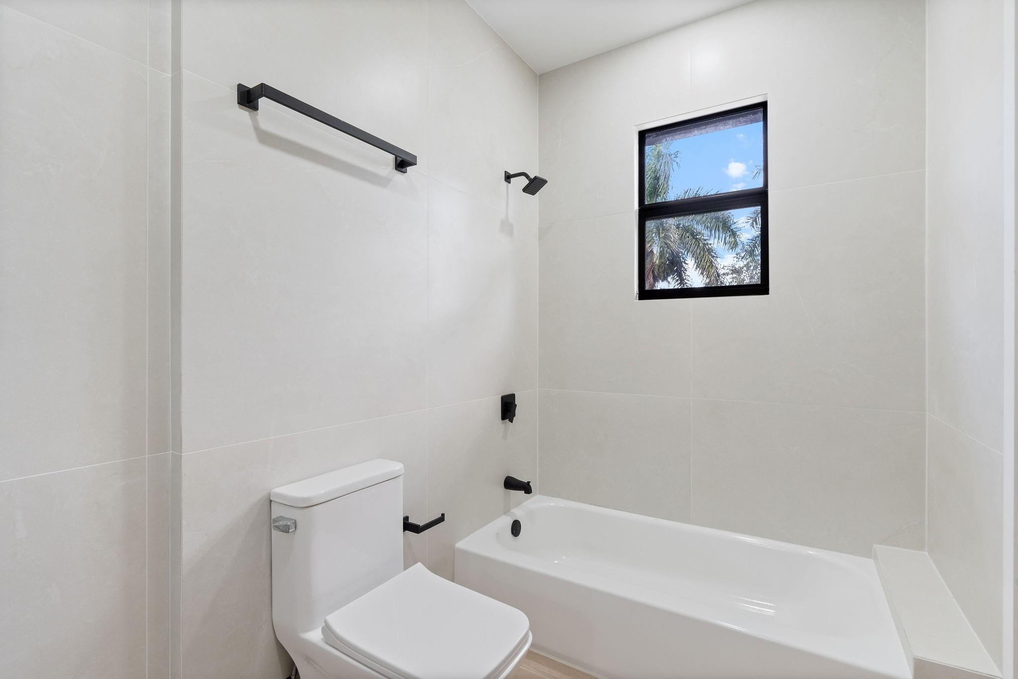 SUNSHINE RANCHES - Residential