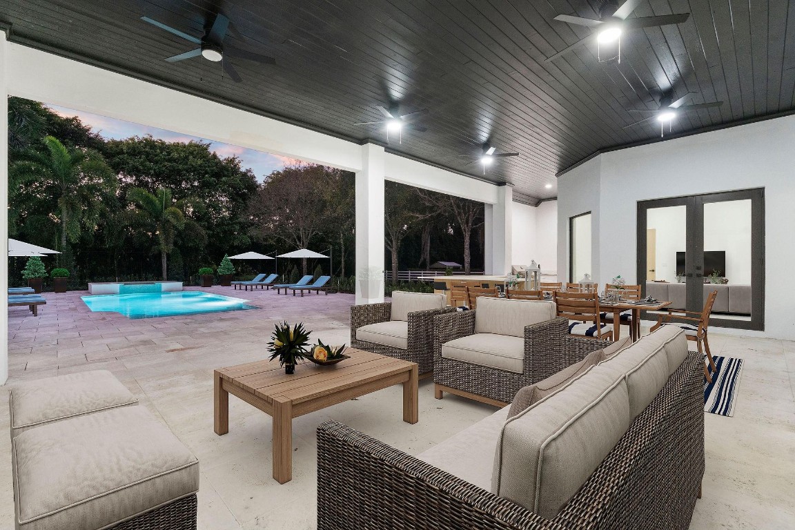 SUNSHINE RANCHES - Residential