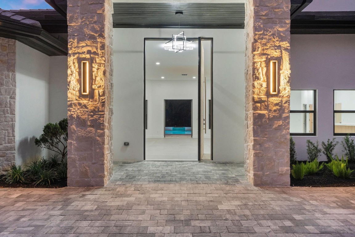 SUNSHINE RANCHES - Residential