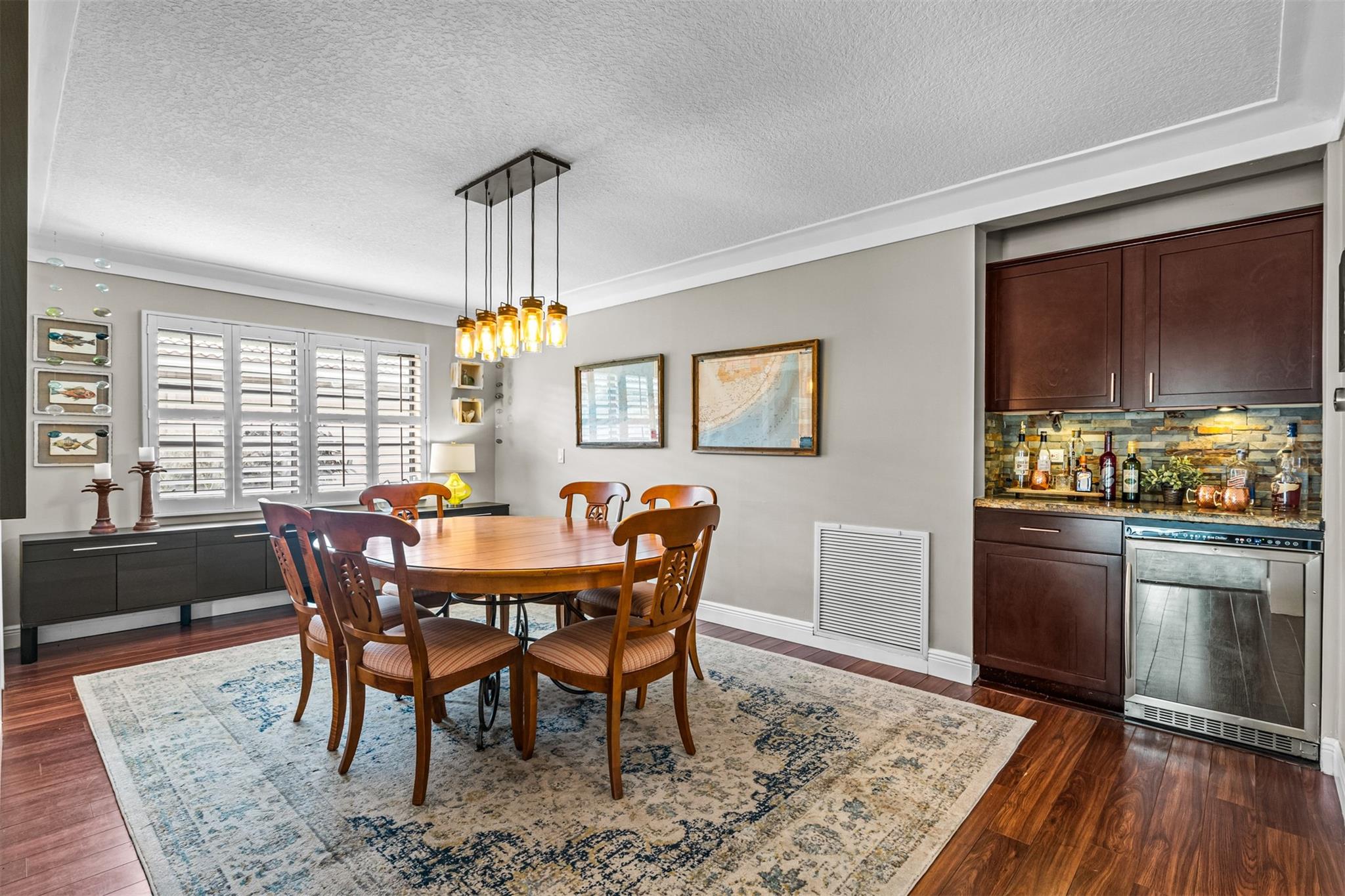 OAK WOOD - Residential