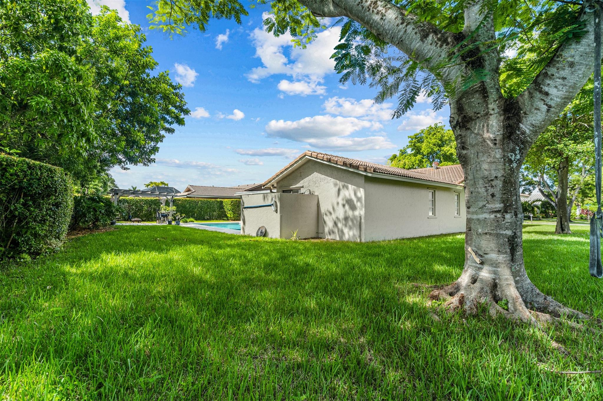 OAK WOOD - Residential