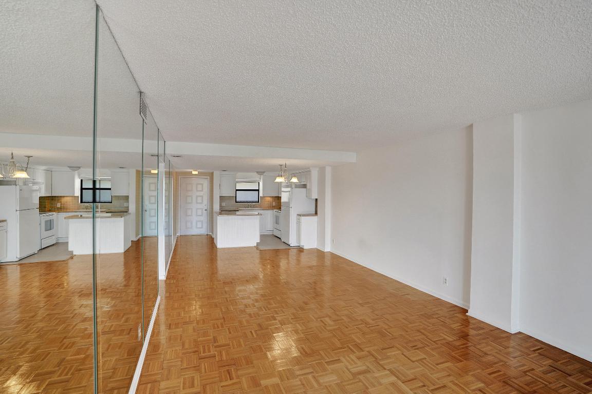 HIDDEN HARBOUR OF THE PALM BEACHES CONDO - Residential