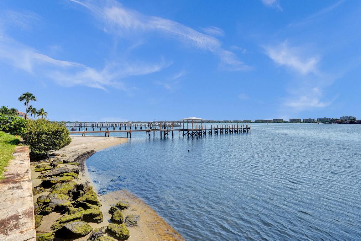 HIDDEN HARBOUR OF THE PALM BEACHES CONDO - Residential