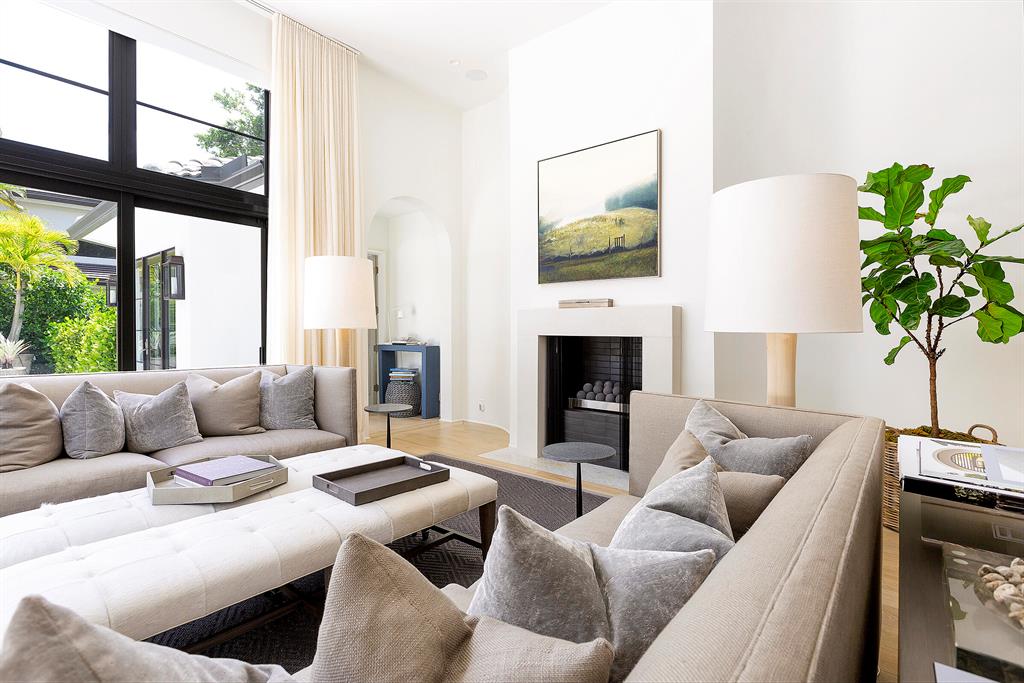 WINDING OAKS - Residential