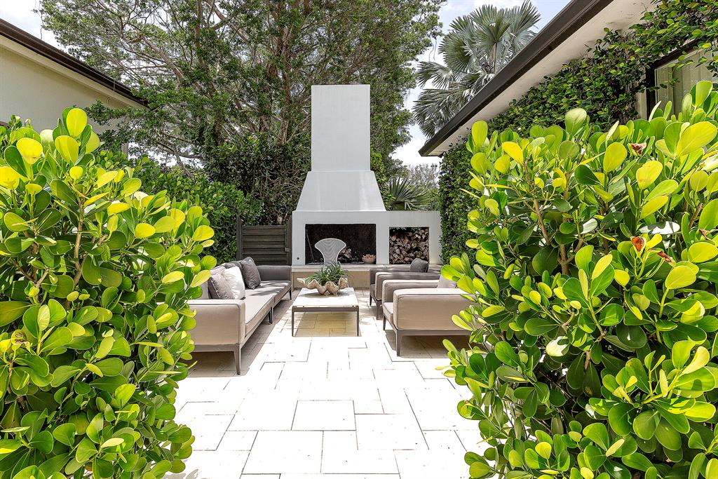 WINDING OAKS - Residential