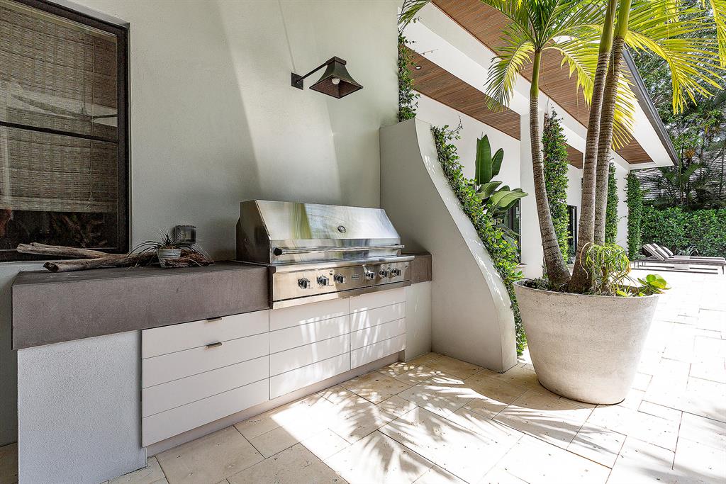 WINDING OAKS - Residential