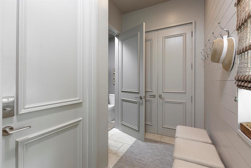 WINDING OAKS - Residential