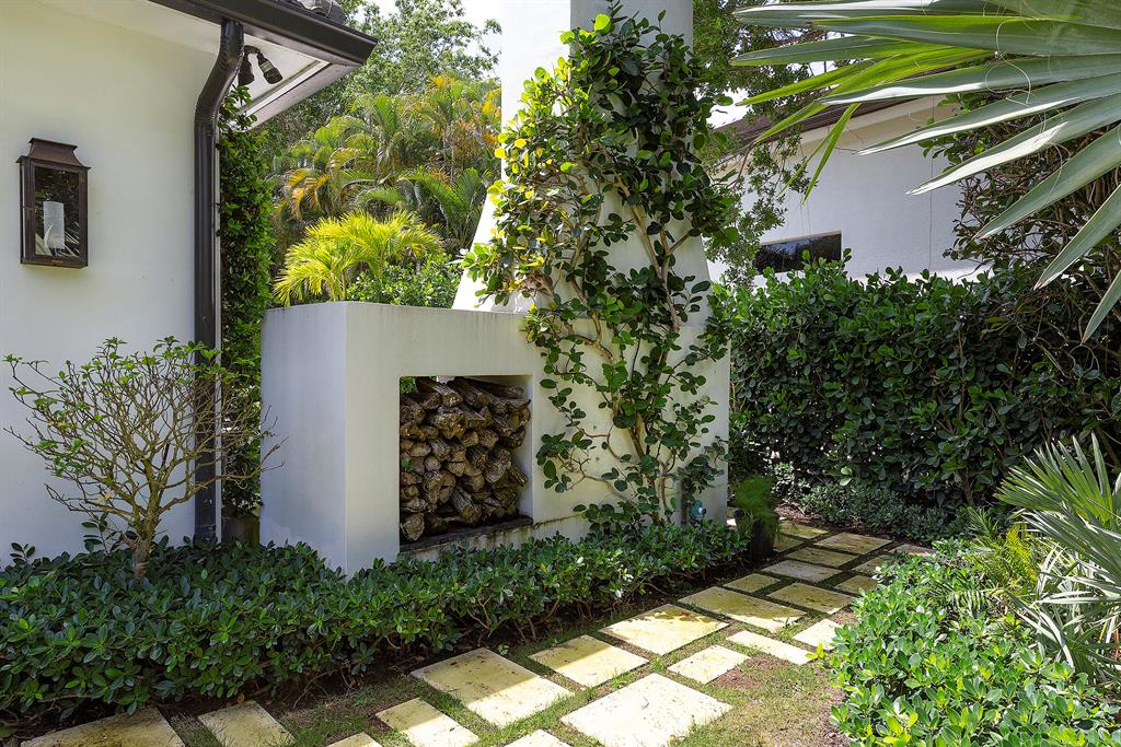 WINDING OAKS - Residential