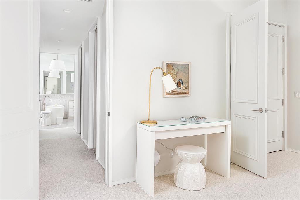 WINDING OAKS - Residential