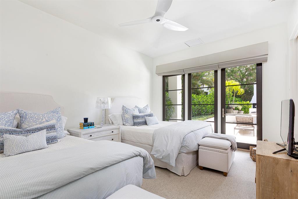 WINDING OAKS - Residential