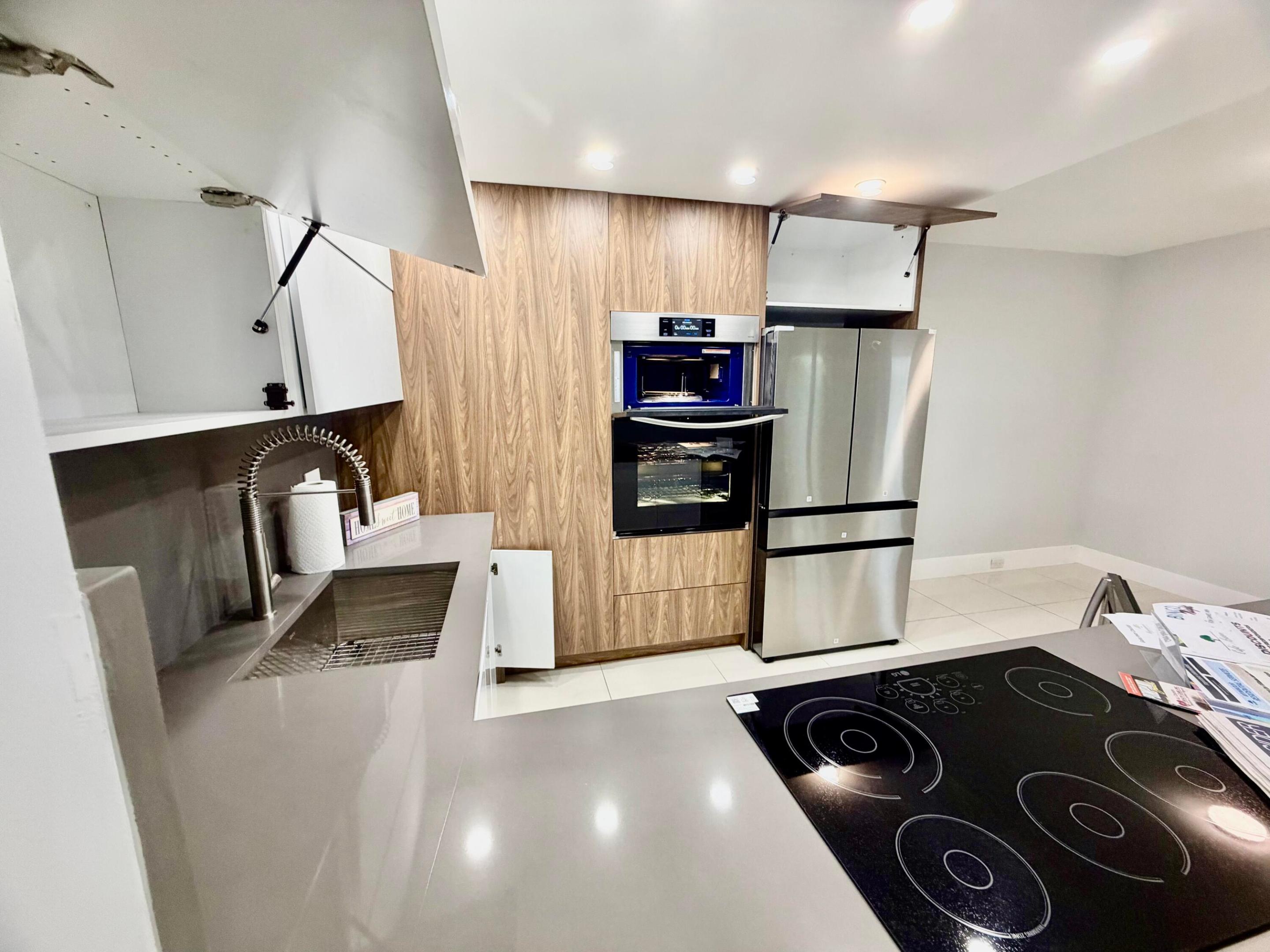 BERMUDA VILLAGE B CONDO - Residential