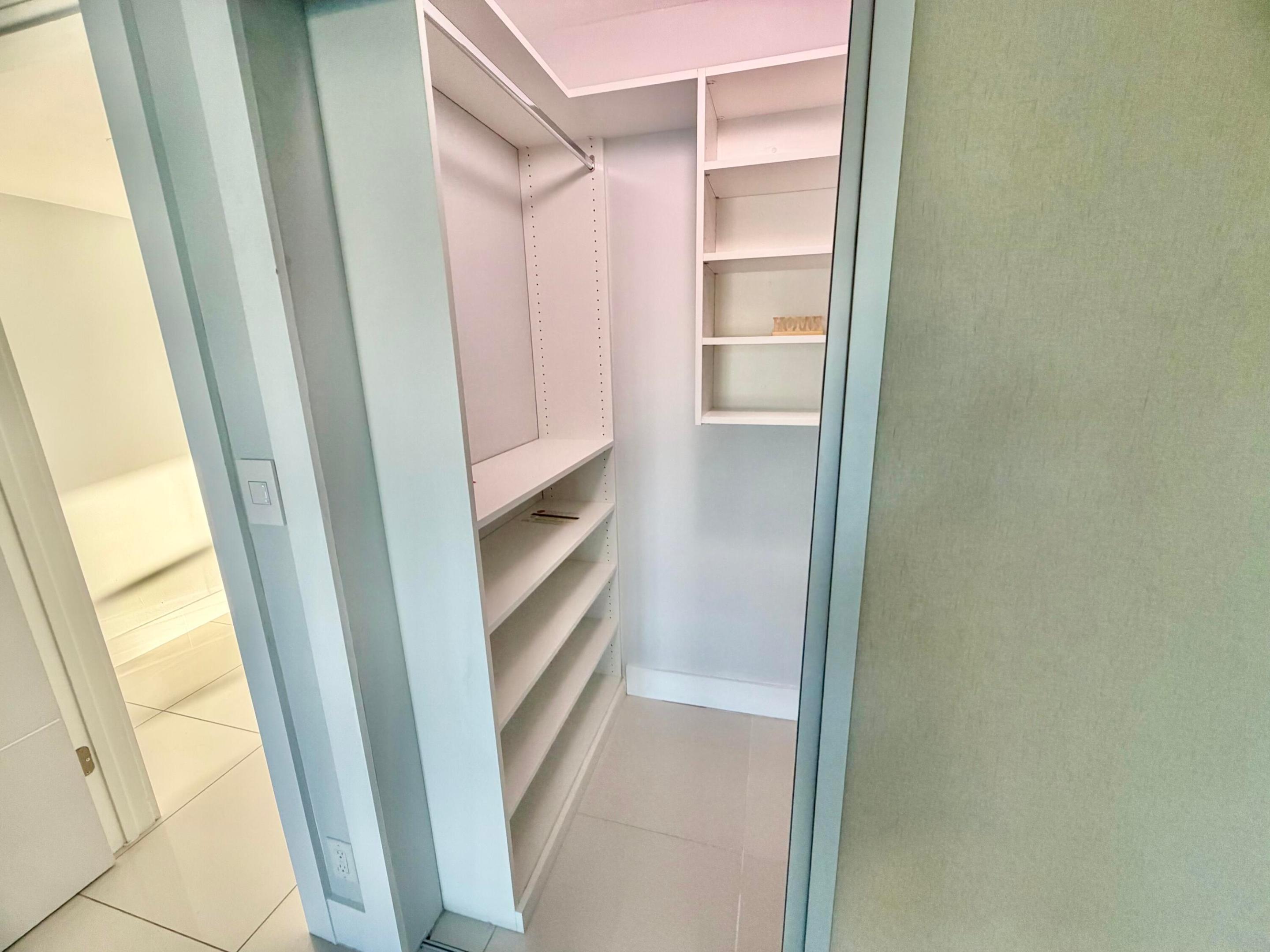 BERMUDA VILLAGE B CONDO - Residential