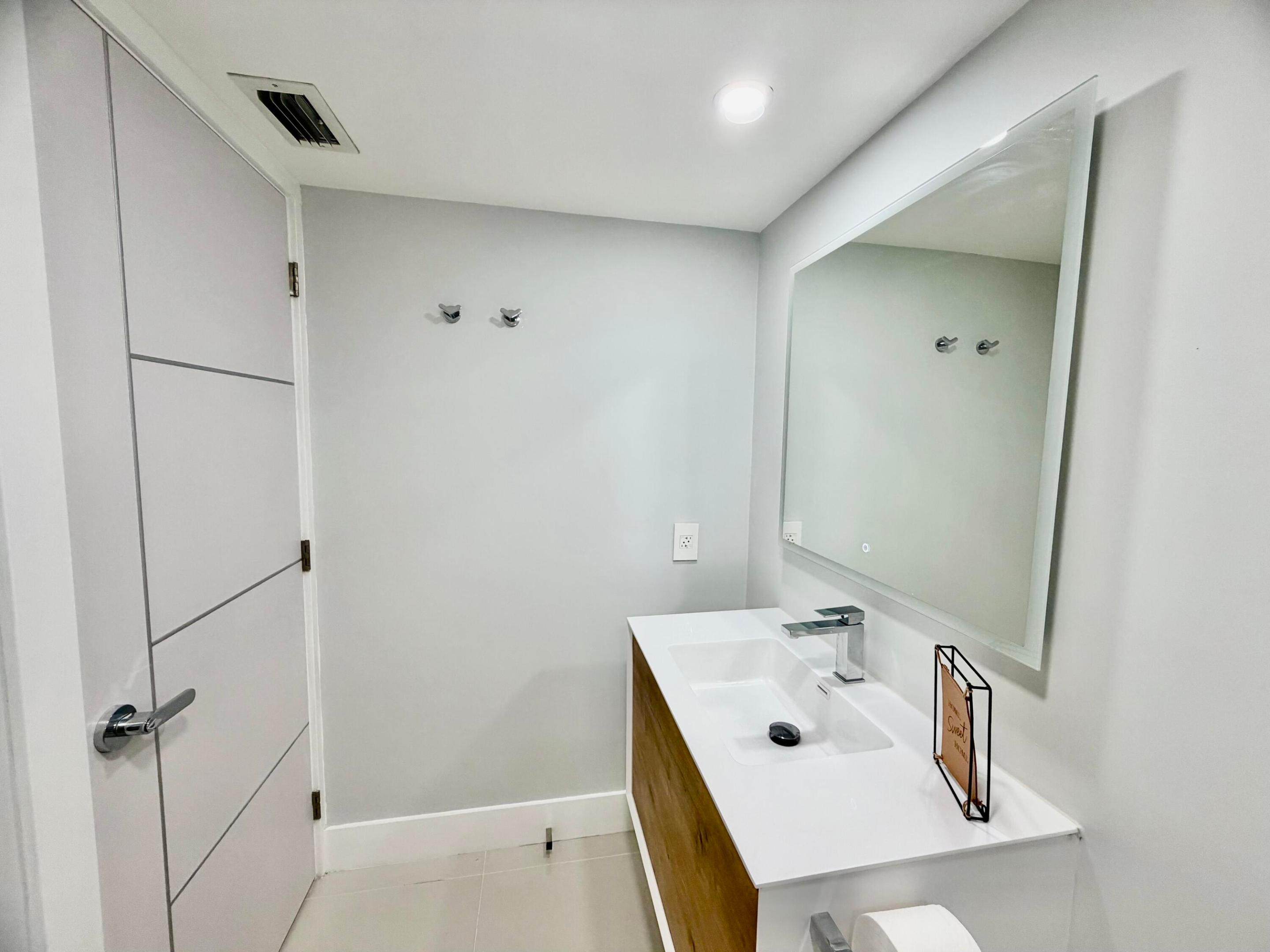 BERMUDA VILLAGE B CONDO - Residential