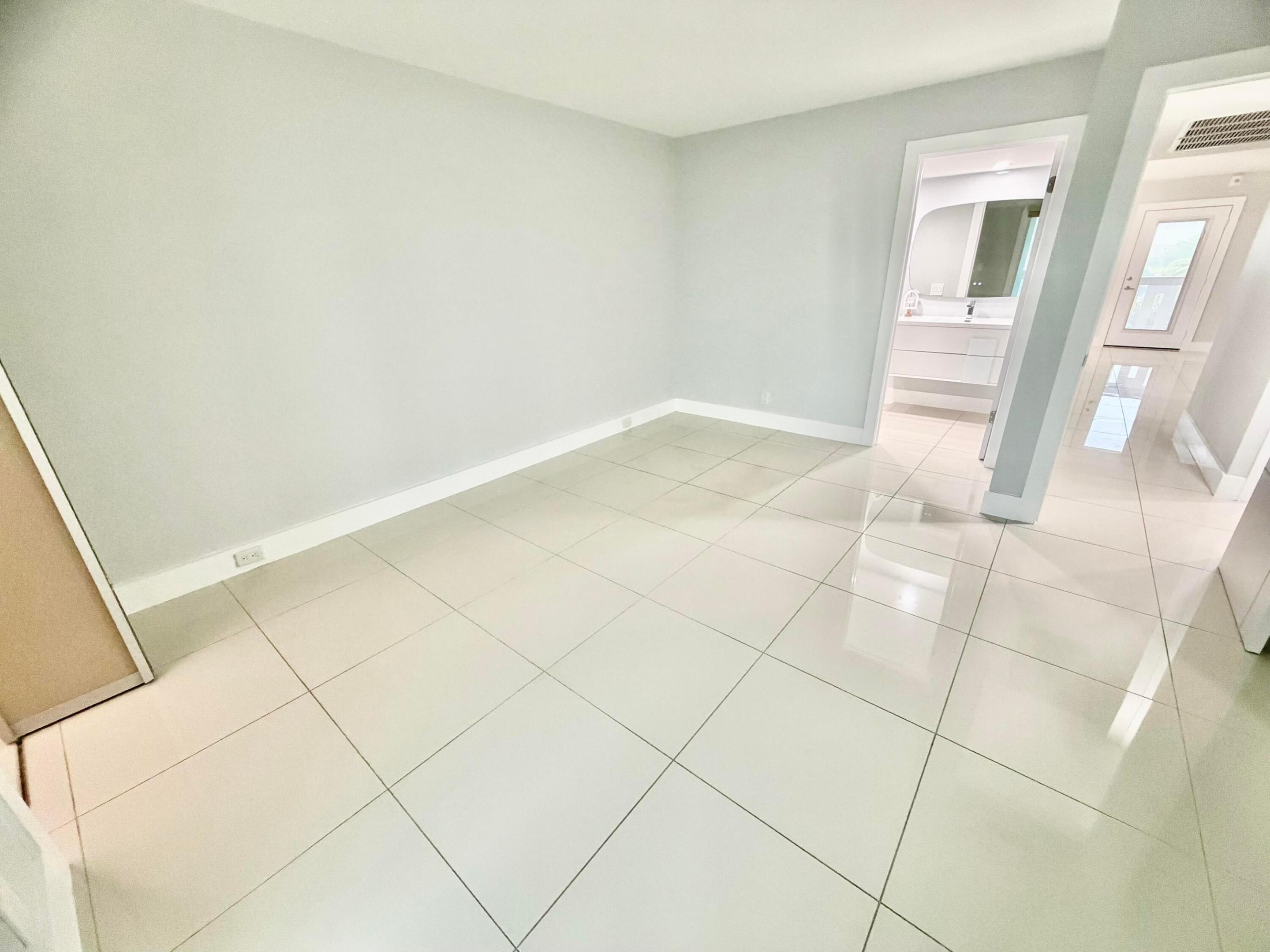 BERMUDA VILLAGE B CONDO - Residential