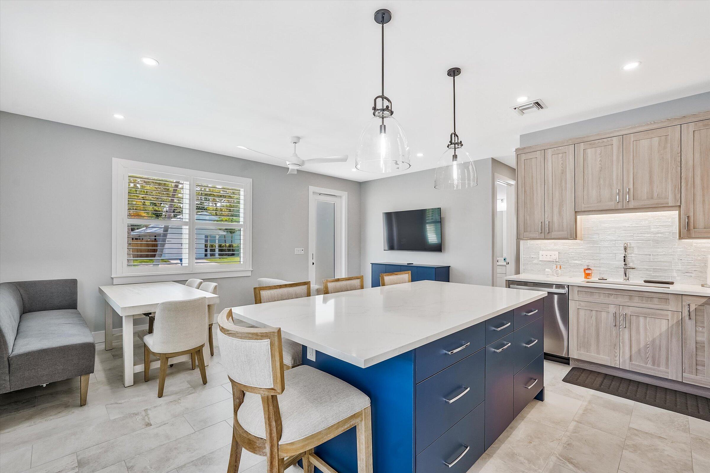 PINE GARDENS - Residential