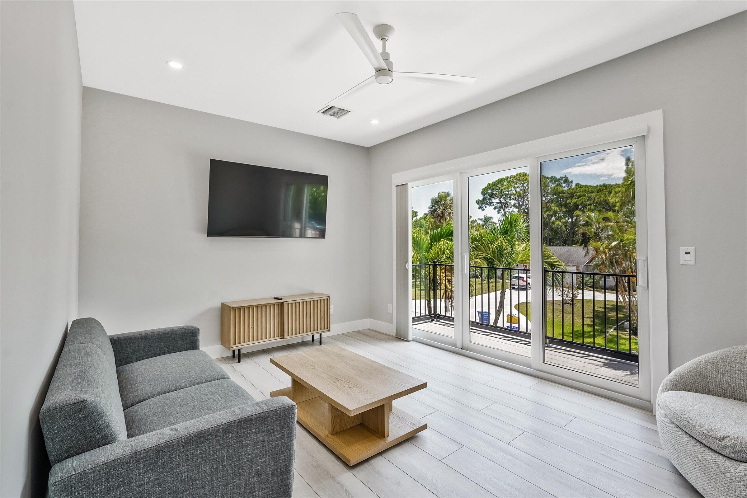 PINE GARDENS - Residential