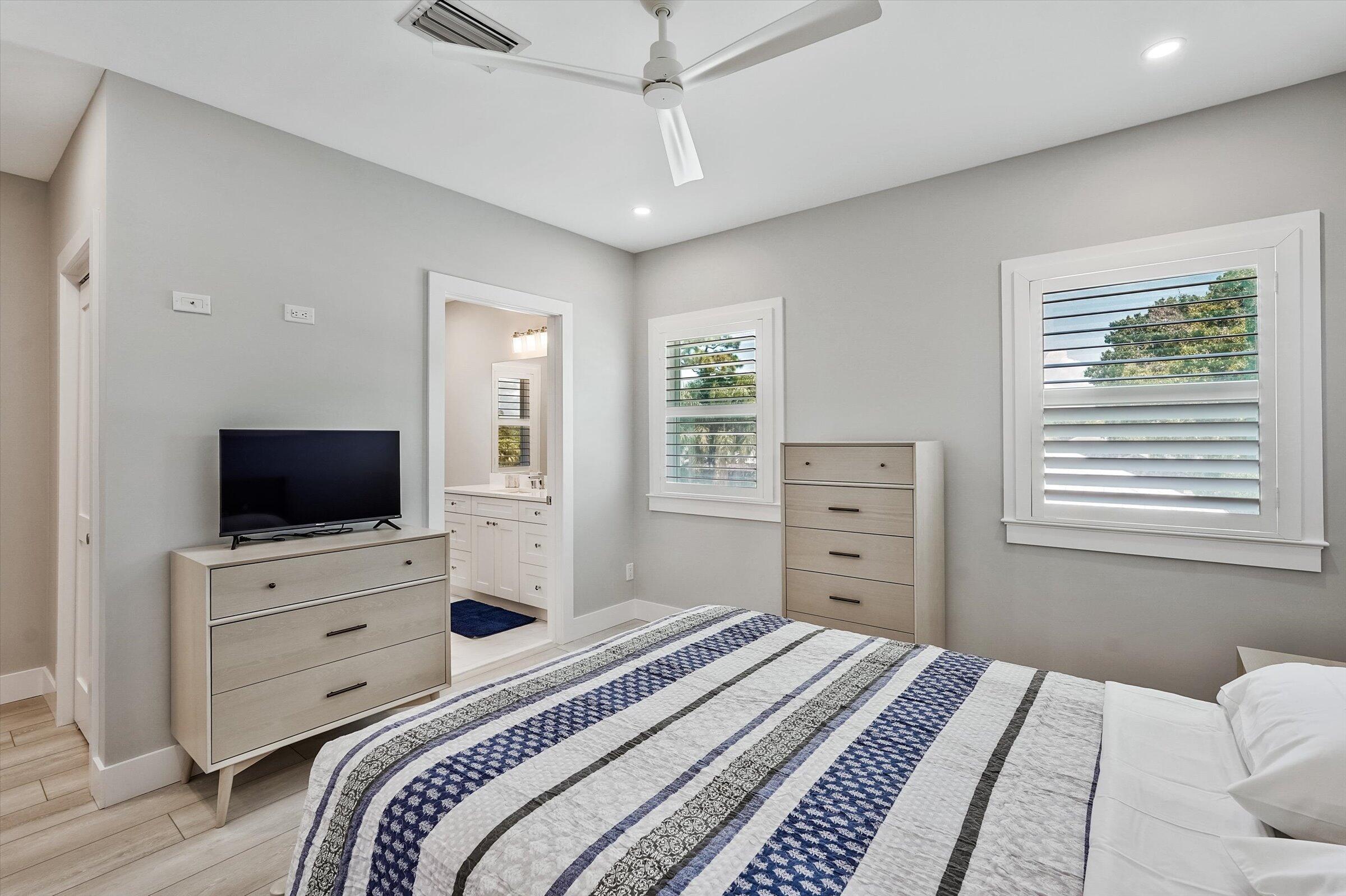 PINE GARDENS - Residential