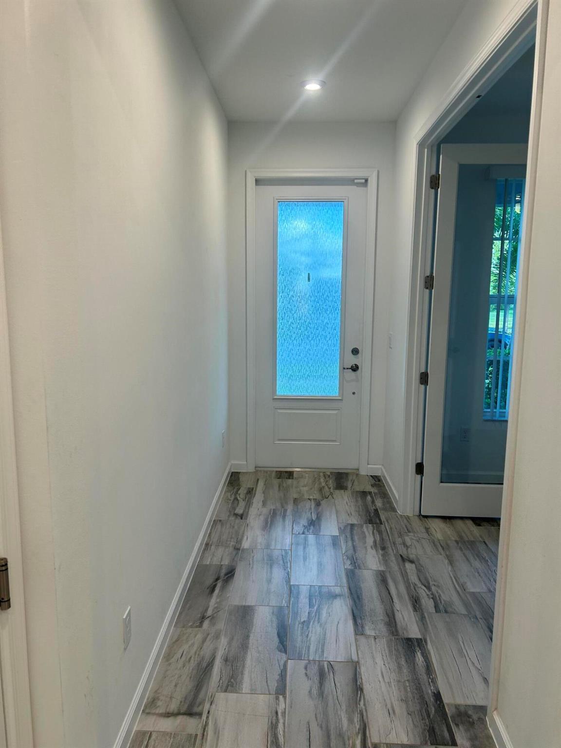 EMERY II - Residential Lease