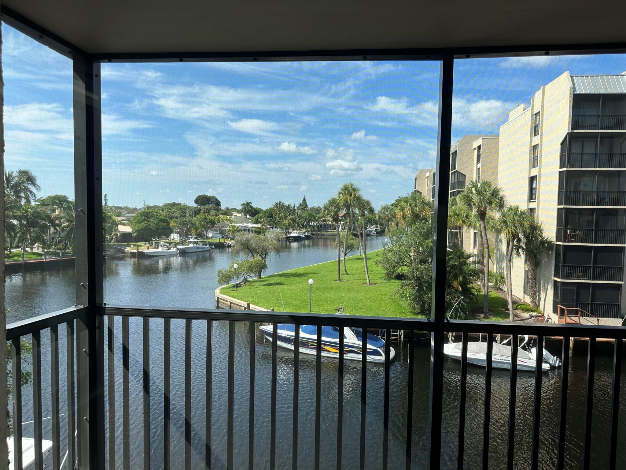 BOCA BAYOU CONDO - Residential Lease