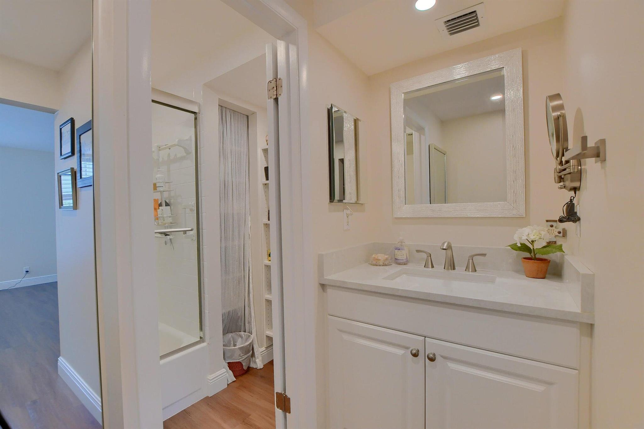 BOCA BAYOU CONDO - Residential Lease