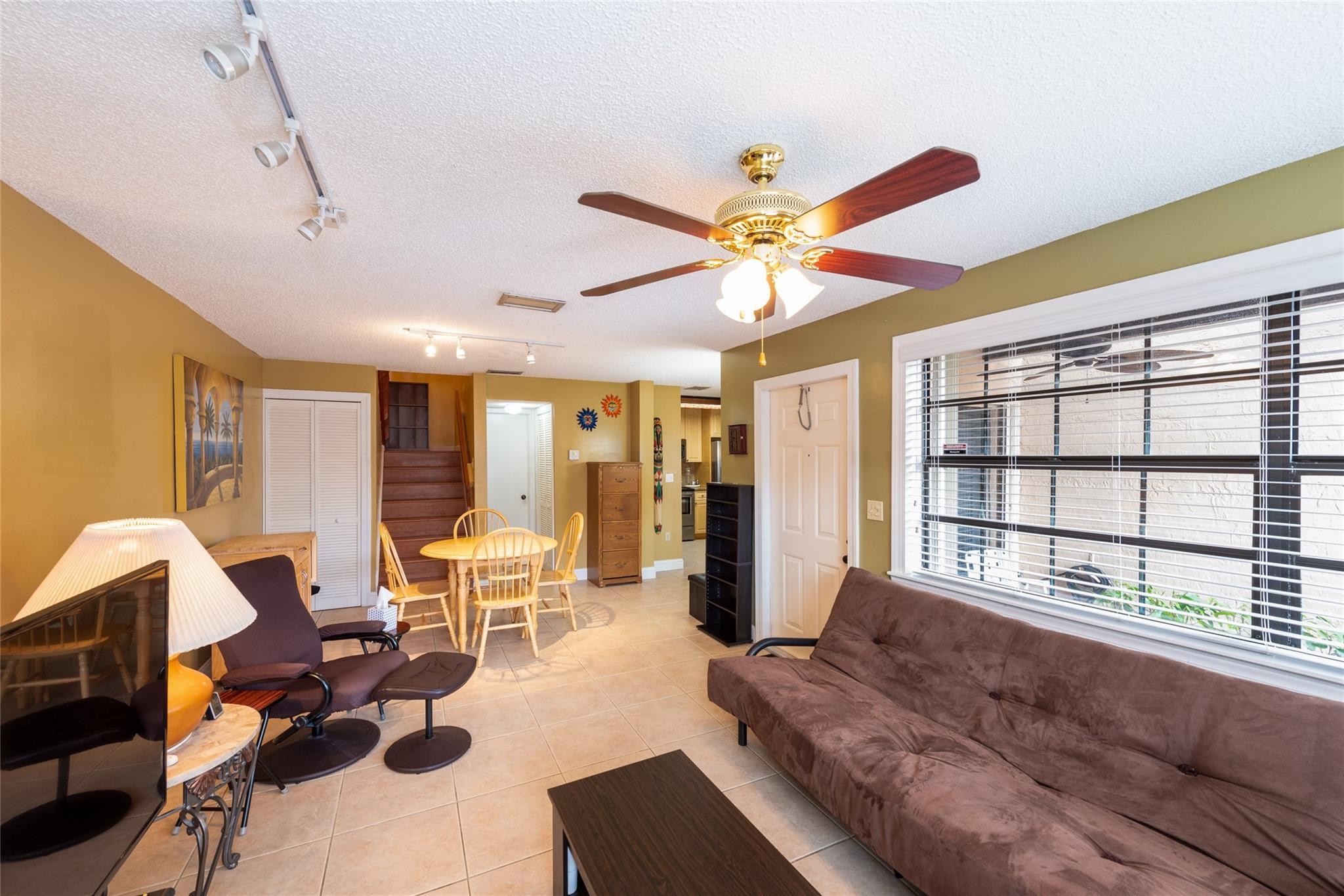 THE COURTYARDS - Residential