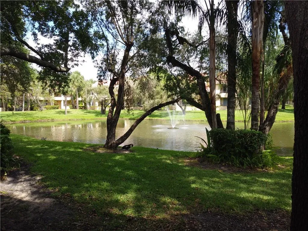 641 Lyons Rd Unit 11108  