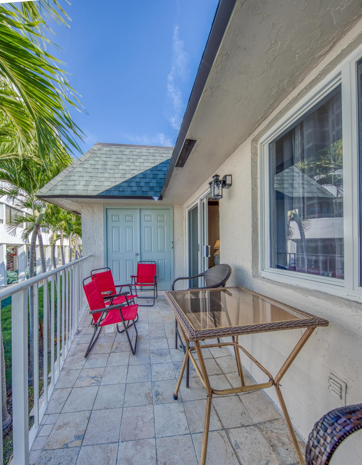 BARBICAN CONDO - Residential