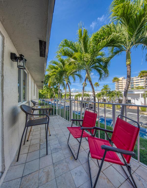BARBICAN CONDO - Residential