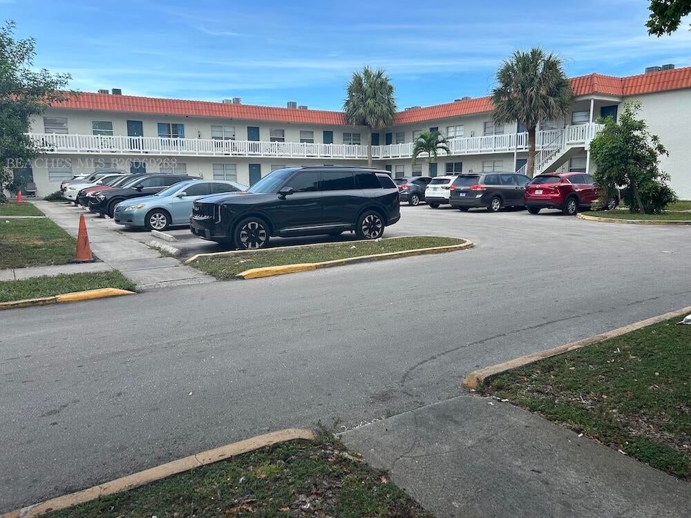 Photo of 401 SW 13TH Place #721, Deerfield Beach, FL 33441 (MLS # B26069657)